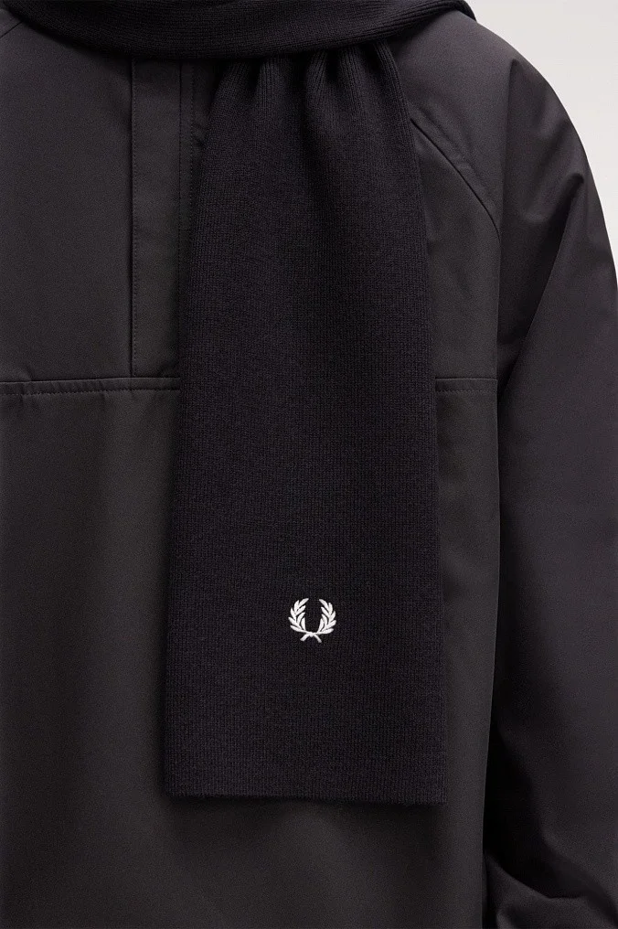Шарф Fred Perry Classic Merino Wool Scarf