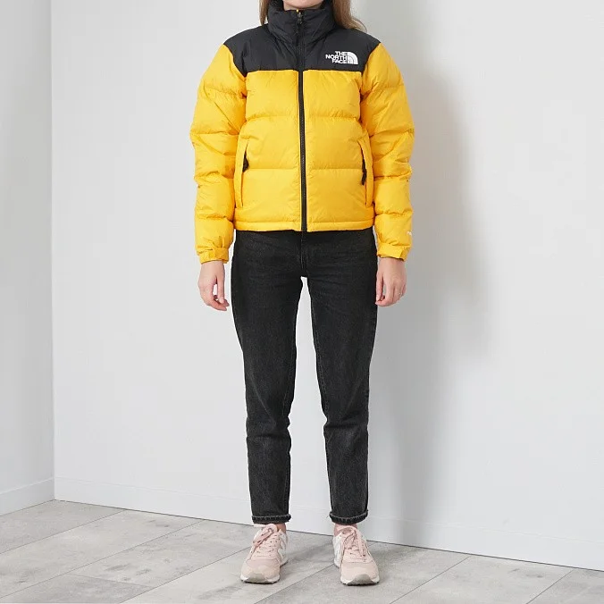 Пуховик женский The North Face 1996 Retro Nuptse Jacket Summit Gold